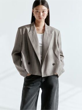 Cropped blazer